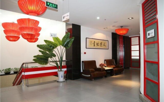 Huili Business Hotel