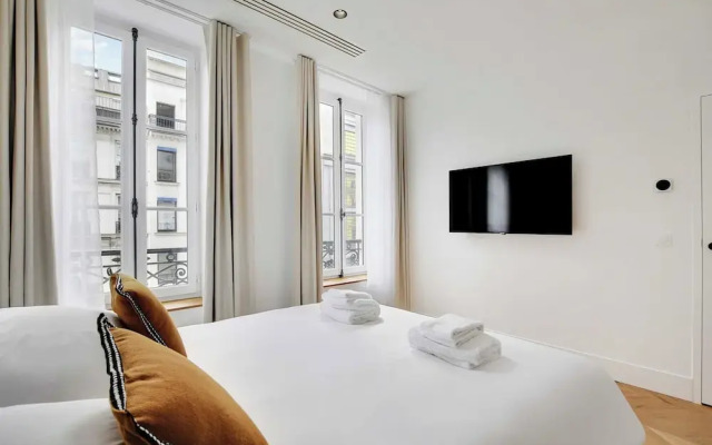 Stunning Apartment - 2br/6p - Madeleine