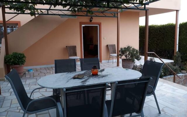 Villa near Athens Airport & Rafina