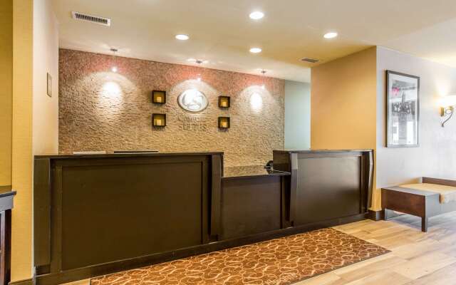 Comfort Suites Fairview Heights - St. Louis