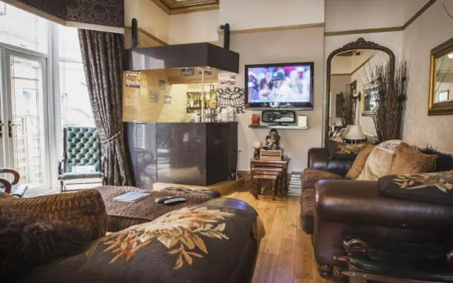 Leicester Hotel