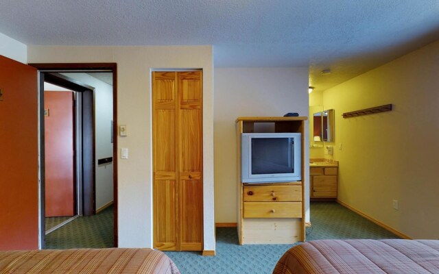 Pioneer Condominiums