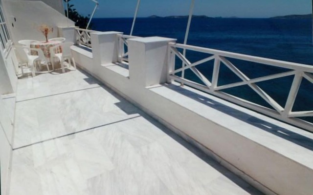 Sea Colours Hotel