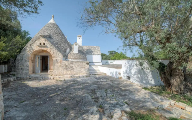 Trulli Capo di Lupo Cisternino by Typney