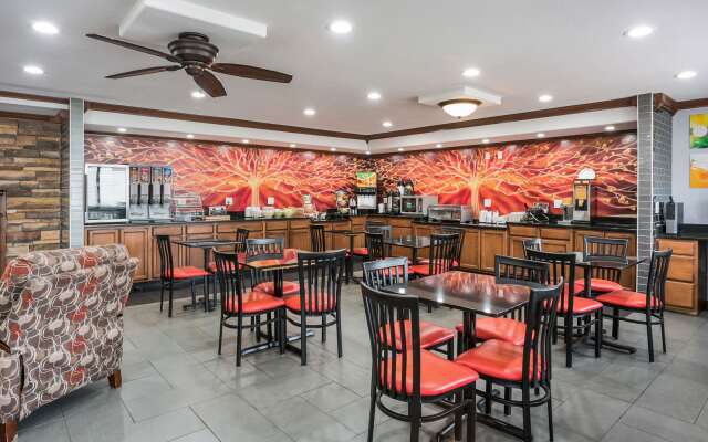 Quality Inn Cedar Rapids South