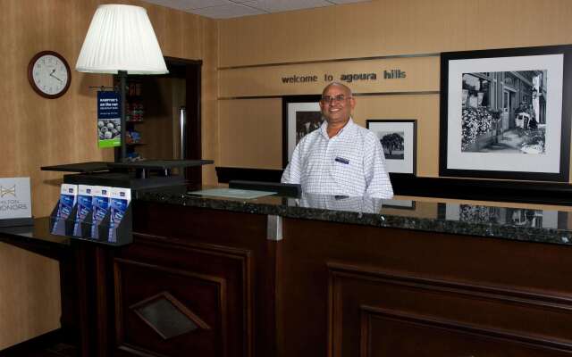 Hampton Inn & Suites Agoura Hills