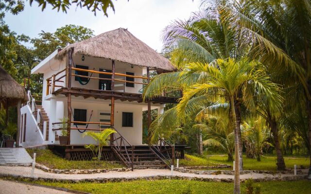 Royal Palm Bacalar Cabañas & Lagoon Club