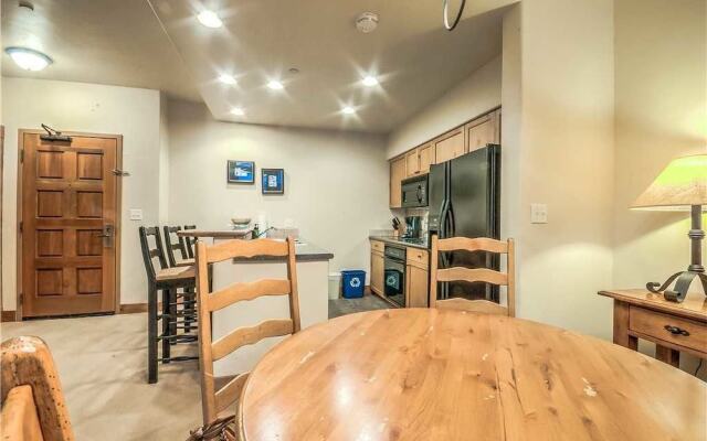 Timberline Lodge 2111