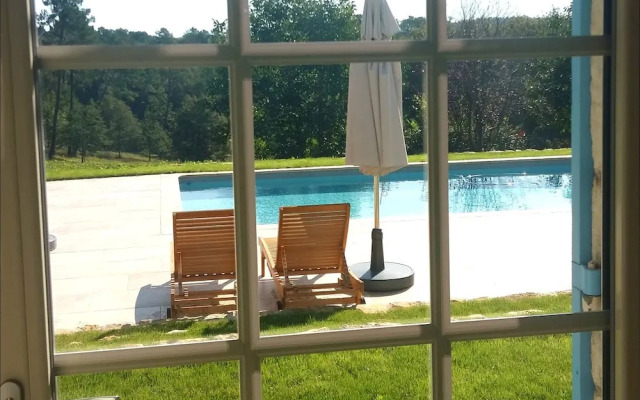 Relais de Montgeoffroy B&B