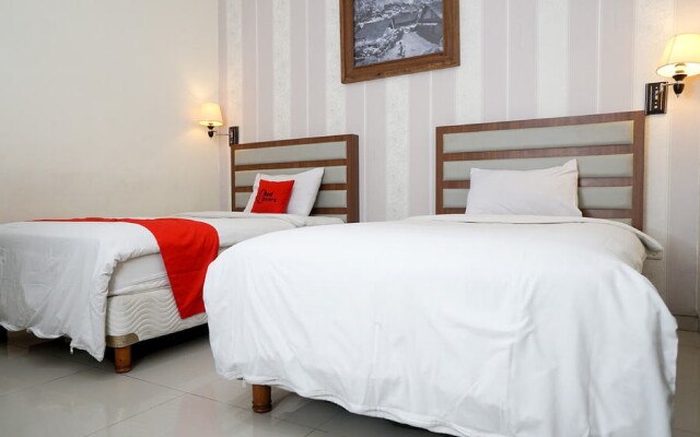 RedDoorz near Gedung Sate