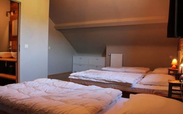 Spacious Holiday Home in Marche-en-famenne With Pool
