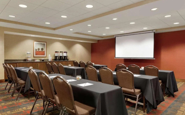 Hampton Inn West Des Moines Lake Drive