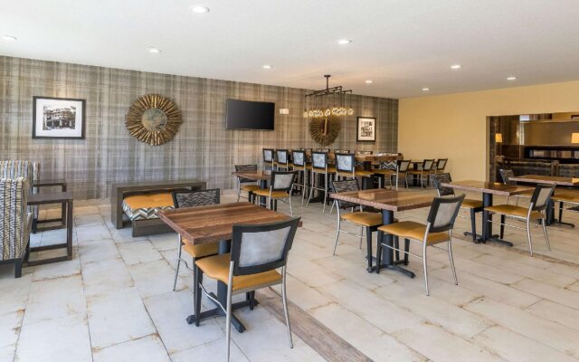 Comfort Suites Burlington