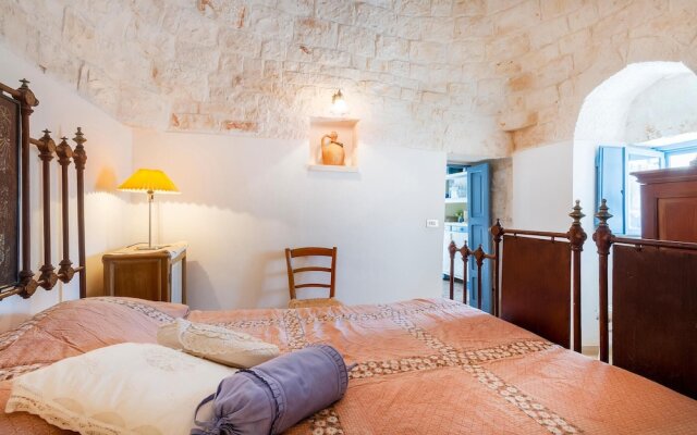 Beautiful Home in Cisternino With 3 Bedrooms and Wifi