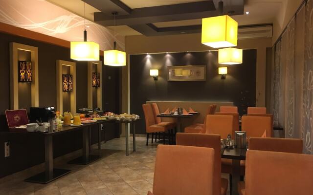 Hotel Alfa