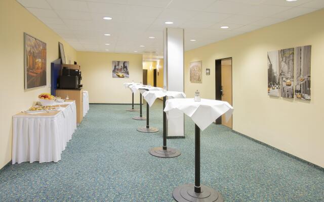 Holiday Inn Express Frankfurt Airport by IHG