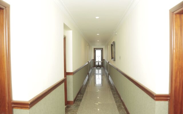 Lucky Hotel - Phu My Hung