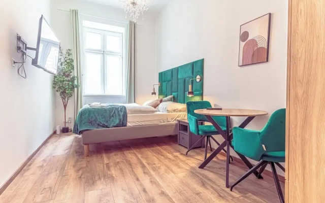 Cozy 1BR Apartment in Prime Location