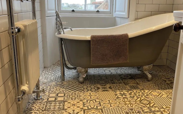 Fabulous Holiday Home by the sea in Ancient Crail