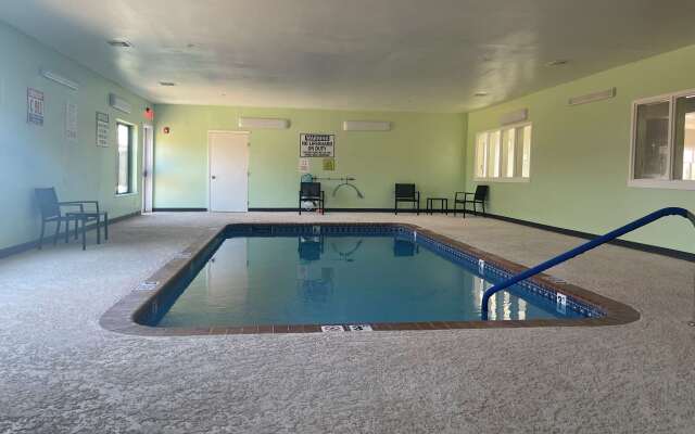 Quality Suites Abilene Mall Area