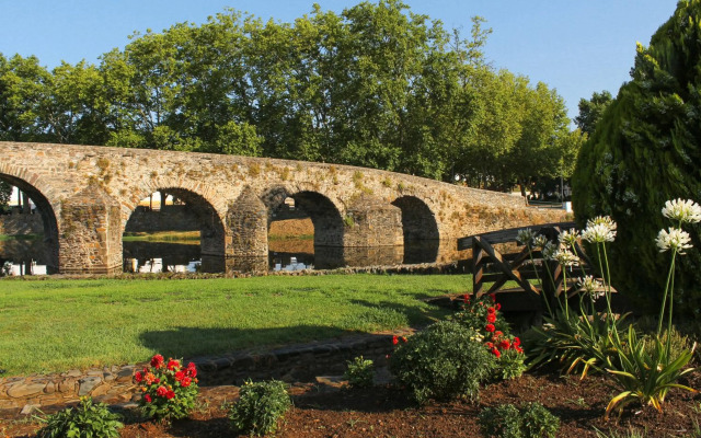 Convento da Serta Hotel
