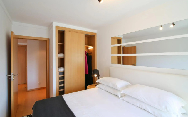 Panoramic Living