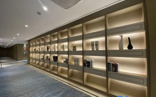 Qinheyuan Linxuan Holiday Hotel