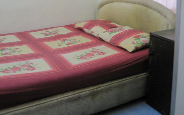 Day & Night Guesthouse