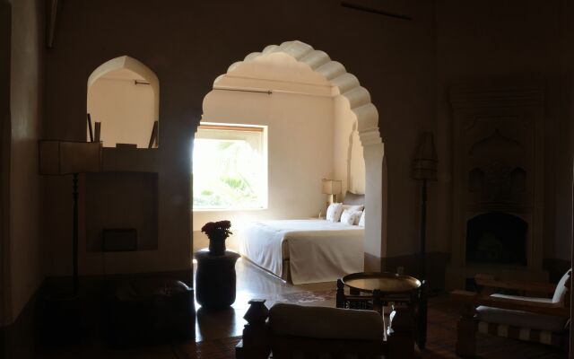 Ksar Char-Bagh