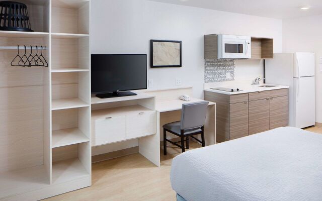 WoodSpring Suites Seattle Everett