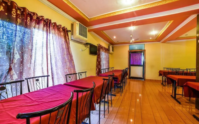 Hotel Empire by OYO Rooms