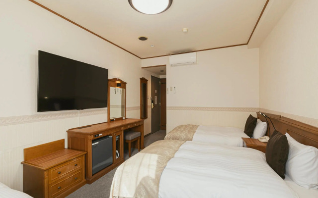 Hotel Arthur KITAHAMA BASE