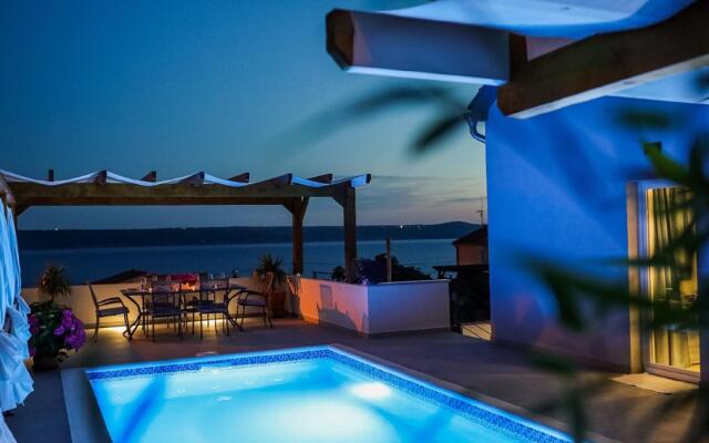 Holiday Home With Private Swimming Pool