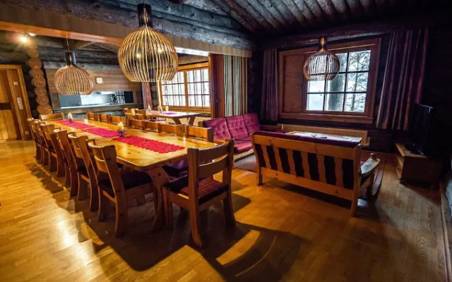 Saarikejo Log Chalet