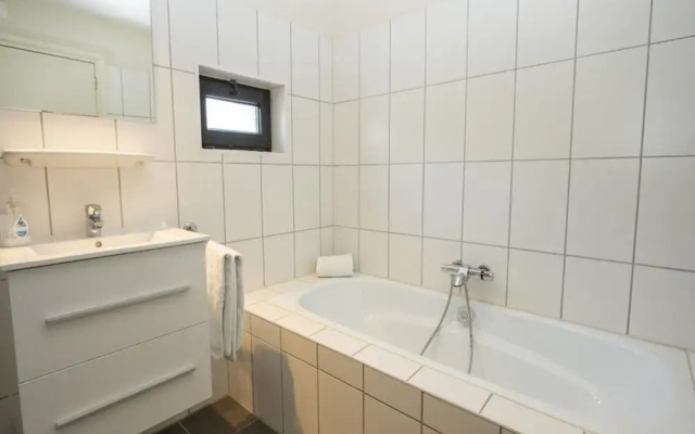 Detached 6 Pers Holiday Home