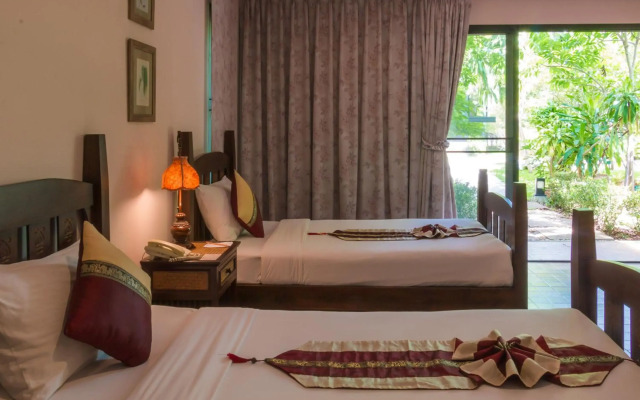 Phuwanalee Resort