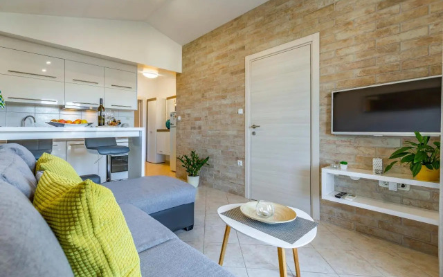 Apartments Denis 2