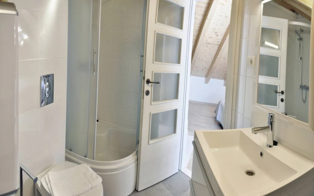 Room-room With the City and sea View