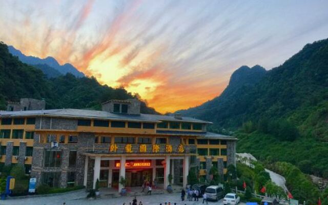 Wolong International Hotel