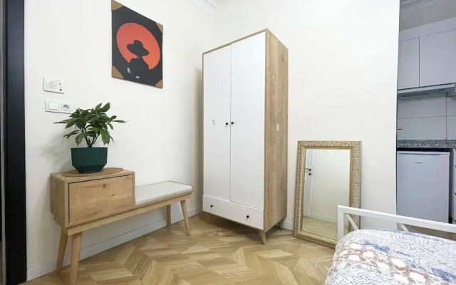 2BR2Bath Central Apt Close to Nişantaşi
