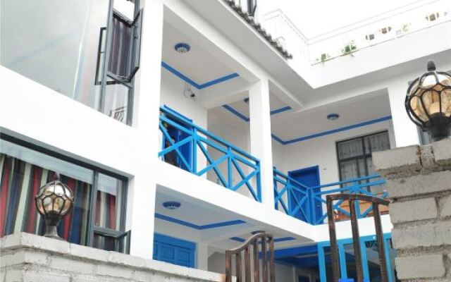 Westbay Inn