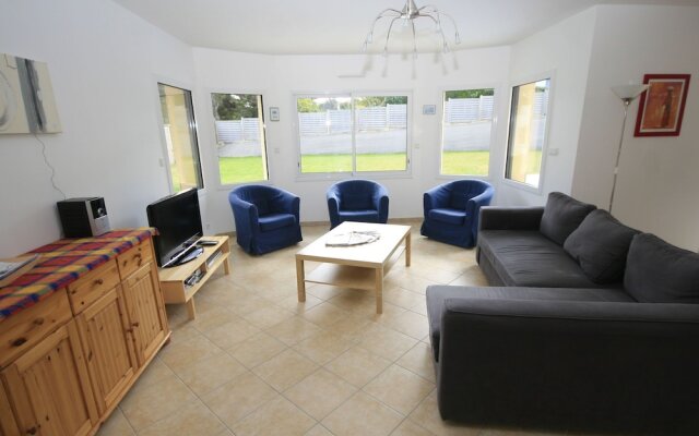 Modern Villa with private pool in Plestin-les-Greves France