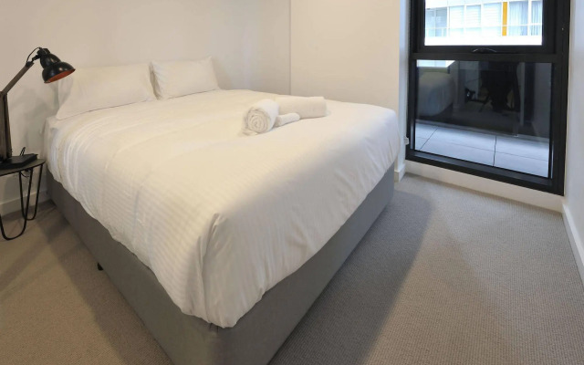 Serviced Apartments Melbourne- Opus