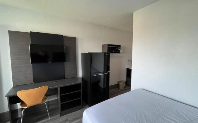 Studio 6 Galveston, TX