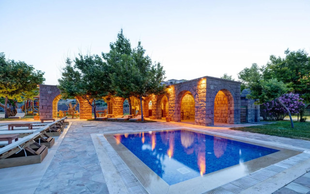 Cinarli Kasri Hotel