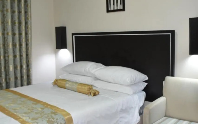 Mlambe Lodges Area 12