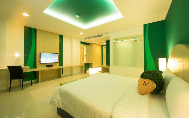 Sleep With Me Hotel design hotel @ patong