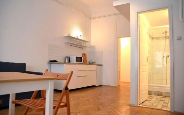 Incredible Ernesto II