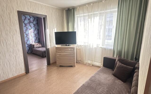 Апартаменты ДеньНочь в 1-ом микрорайоне д. 30