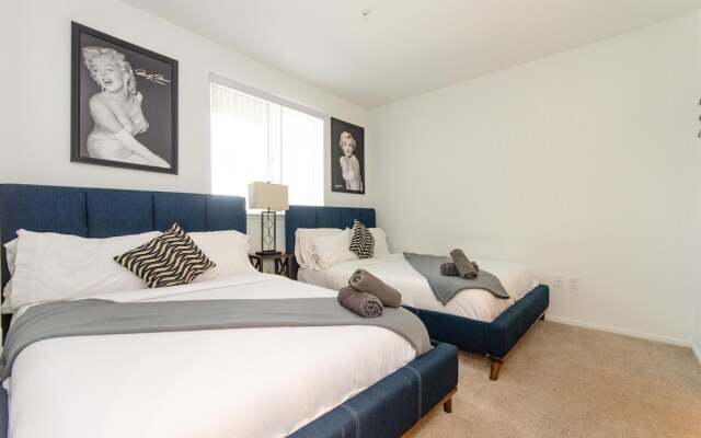 Hollywood VIP Suite on Sunset